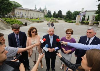 Konferencja PiS na Placu Artystów (2 czerwca 2016 r.) / Wojciech Habdas / Radio Kielce