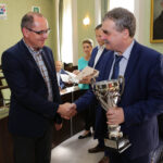 3.6.2016 Kielce. Prezydent Wojciech Lubawski podziękował młodym sportowcom. / Wojciech Habdas / Radio Kielce