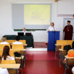 3.6.2016 Kielce. Czepkowanie studentek pielęgniarstwa i położnictwa / Wojciech Habdas / Radio Kielce