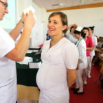 3.6.2016 Kielce. Czepkowanie studentek pielęgniarstwa i położnictwa / Wojciech Habdas / Radio Kielce