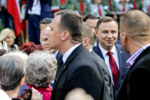 07.06.2016 Busko Zdrój. Prezydent RP Andrzej Duda spotkał się z mieszkańcami i kuracjuszami. / Wojciech Habdas / Radio Kielce