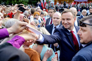 07.06.2016 Busko Zdrój. Prezydent RP Andrzej Duda spotkał się z mieszkańcami i kuracjuszami. / Wojciech Habdas / Radio Kielce