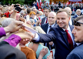 07.06.2016 Busko Zdrój. Prezydent RP Andrzej Duda spotkał się z mieszkańcami i kuracjuszami. / Wojciech Habdas / Radio Kielce