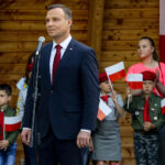 07.06.2016 Busko Zdrój. Prezydent RP Andrzej Duda spotkał się z mieszkańcami i kuracjuszami. / Wojciech Habdas / Radio Kielce