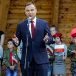 07.06.2016 Busko Zdrój. Prezydent RP Andrzej Duda spotkał się z mieszkańcami i kuracjuszami. / Wojciech Habdas / Radio Kielce