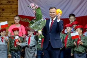 07.06.2016 Busko Zdrój. Prezydent RP Andrzej Duda spotkał się z mieszkańcami i kuracjuszami. / Wojciech Habdas / Radio Kielce