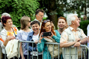 07.06.2016 Busko Zdrój. Prezydent RP Andrzej Duda spotkał się z mieszkańcami i kuracjuszami. / Wojciech Habdas / Radio Kielce