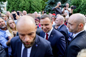 07.06.2016 Busko Zdrój. Prezydent RP Andrzej Duda spotkał się z mieszkańcami i kuracjuszami. / Wojciech Habdas / Radio Kielce