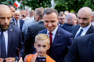 07.06.2016 Busko Zdrój. Prezydent RP Andrzej Duda spotkał się z mieszkańcami i kuracjuszami. / Wojciech Habdas / Radio Kielce