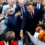 07.06.2016 Busko Zdrój. Prezydent RP Andrzej Duda spotkał się z mieszkańcami i kuracjuszami. / Wojciech Habdas / Radio Kielce