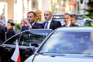 07.06.2016 Busko Zdrój. Prezydent RP Andrzej Duda spotkał się z mieszkańcami i kuracjuszami. / Wojciech Habdas / Radio Kielce