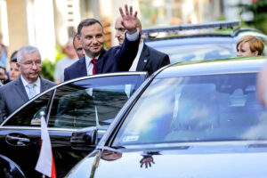 07.06.2016 Busko Zdrój. Prezydent RP Andrzej Duda spotkał się z mieszkańcami i kuracjuszami. / Wojciech Habdas / Radio Kielce