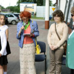 10.6.2016 Kielce. Zapalenie Zniczy Pamięci pod tablicą pamiątkową na terenie Pierwszych Koszar 2 PAL Legionów przy ul. Wrzosowej / Wojciech Habdas / Radio Kielce