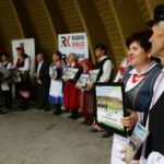 11.06.2016. Finałowy koncert 40. Buskich Spotkań z Folklorem w parku miejskim w Kielcach / Wojciech Habdas / Radio Kielce