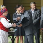 11.06.2016. Finałowy koncert 40. Buskich Spotkań z Folklorem w parku miejskim w Kielcach / Wojciech Habdas / Radio Kielce