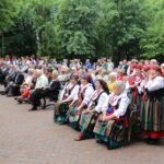 11.06.2016. Finałowy koncert 40. Buskich Spotkań z Folklorem w parku miejskim w Kielcach / Wojciech Habdas / Radio Kielce