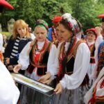 11.06.2016. Finałowy koncert 40. Buskich Spotkań z Folklorem w parku miejskim w Kielcach / Wojciech Habdas / Radio Kielce