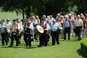 12.06.2016 Jawor u źródeł kultury. Konkurs Radia Kielce w Tokarni / Radio Kielce