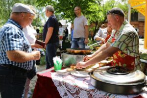 12.06.2016 Jawor u źródeł kultury. Konkurs Radia Kielce w Tokarni / Radio Kielce