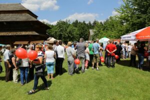 12.06.2016 Jawor u źródeł kultury. Konkurs Radia Kielce w Tokarni / Radio Kielce