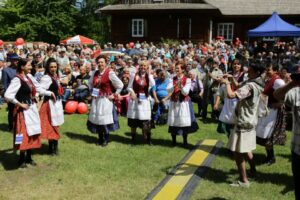 12.06.2016 Jawor u źródeł kultury. Konkurs Radia Kielce w Tokarni / Wojciech Habdas / Radio Kielce