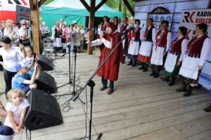 12.06.2016 Jawor u źródeł kultury. Konkurs Radia Kielce w Tokarni / Wojciech Habdas / Radio Kielce