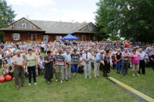 12.06.2016 Jawor u źródeł kultury. Konkurs Radia Kielce w Tokarni / Wojciech Habdas / Radio Kielce