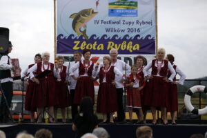 IV Świętokrzyski Festiwal Zupy Rybnej w Wilkowie (31 lipca 2016 r.) / Jarosław Kubalski / Radio Kielce