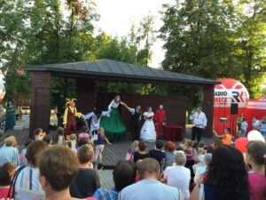 Jędrzejów. Bliżej Teatru (10 lipca 2016 r) / Radio Kielce