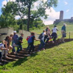 20.07.2016. Grupa pielgrzymów z Kanady wybrała się do Chęcin / Jarosław Kumor / Radio Kielce