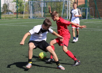 Więcej sportu dla młodych. Dwa „Orliki" w gminie Pińczów - Radio Kielce Więcej sportu dla młodych. Dwa „Orliki" w gminie Pińczów