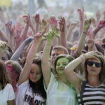 02.07.2016 Kielce. Festiwal Kolorów na parkingu Galerii Korona. / Jarosław Kubalski / Radio Kielce