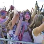 02.07.2016 Kielce. Festiwal Kolorów na parkingu Galerii Korona. / Jarosław Kubalski / Radio Kielce