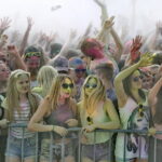 02.07.2016 Kielce. Festiwal Kolorów na parkingu Galerii Korona. / Jarosław Kubalski / Radio Kielce