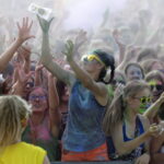 02.07.2016 Kielce. Festiwal Kolorów na parkingu Galerii Korona. / Jarosław Kubalski / Radio Kielce