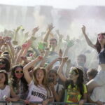 02.07.2016 Kielce. Festiwal Kolorów na parkingu Galerii Korona. / Jarosław Kubalski / Radio Kielce