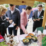 03.07.2016 Pierzchnica. Konkurs na tradycyjną potrawę powiatu kieleckiego. / Jarosław Kubalski / Radio Kielce