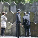 04.07.2016 Kielce. Obchody rocznicy pogromu kieleckiego. Prezydent Andrzej Duda odwiedził kirkut na Pakoszu. / Jarosław Kubalski / Radio Kielce