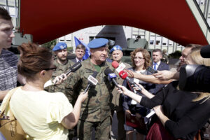 5.7.2016 Kielce. Świętokrzyski Urząd Wojewódzki organizuje na placu Wolności w Kielcach dwudniowy piknik związany ze szczytem NATO w Polsce. O planach poinformowała na konferencji prasowej wojewoda świętokrzyski Agata Wojtyszek / Jarosław Kubalski / Radio Kielce