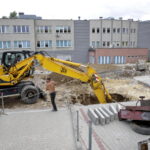 05.07.2016 Kielce. Wyburzono budynek techniczny na kampusie UJK przy ulicy Świętokrzyskiej. Powstanie tu parking. / Jarosław Kubalski / Radio Kielce