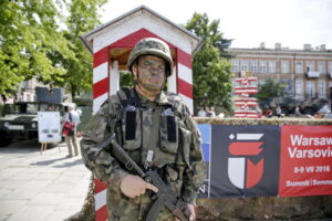 08.07.2016 Kielce. Piknik na Placu Wolności towarzyszący Szczytowi NATO w Warszawie. / Jarosław Kubalski / Radio Kielce