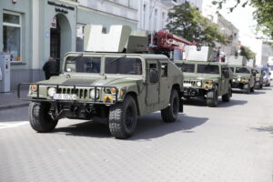 08.07.2016 Kielce. Piknik na Placu Wolności towarzyszący Szczytowi NATO w Warszawie. / Jarosław Kubalski / Radio Kielce