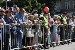 08.07.2016 Kielce. Piknik na Placu Wolności towarzyszący Szczytowi NATO w Warszawie. / Jarosław Kubalski / Radio Kielce