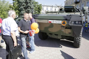 08.07.2016 Kielce. Piknik na Placu Wolności towarzyszący Szczytowi NATO w Warszawie. / Jarosław Kubalski / Radio Kielce