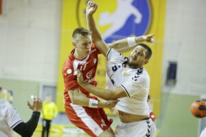 08.07.2016 Kielce. Sparing młodzieżowych reprezentacji w piłkę ręczną. Mecz Polska - Rosja. / Jarosław Kubalski / Radio Kielce