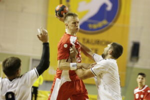 08.07.2016 Kielce. Sparing młodzieżowych reprezentacji w piłkę ręczną. Mecz Polska - Rosja. / Jarosław Kubalski / Radio Kielce