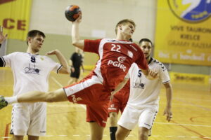 08.07.2016 Kielce. Sparing młodzieżowych reprezentacji w piłkę ręczną. Mecz Polska - Rosja. / Jarosław Kubalski / Radio Kielce