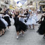 11.07.2016 Kielce. Festiwal Harcerski. Korowód. / Jarosław Kubalski / Radio Kielce