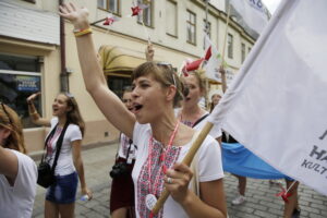 11.07.2016 Kielce. Festiwal Harcerski. Korowód. / Jarosław Kubalski / Radio Kielce