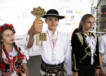 11.07.2016 Kielce. Festiwal Harcerski. Korowód. / Jarosław Kubalski / Radio Kielce